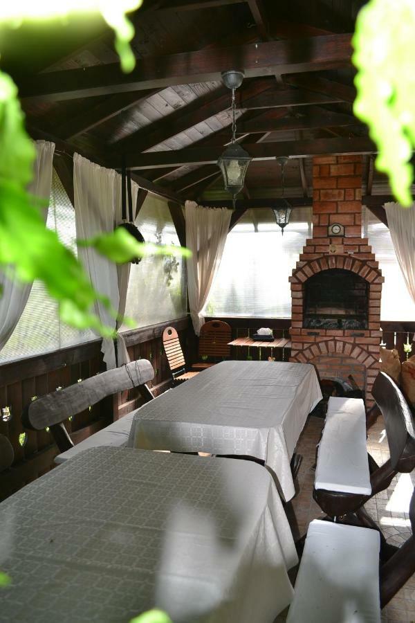 Hotel Margareta Vendeghaz Lupeni  Exteriér fotografie